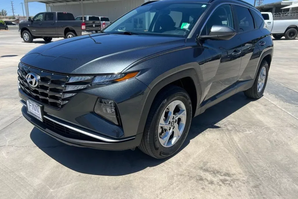 2024 Hyundai Tucson SEL photo 1