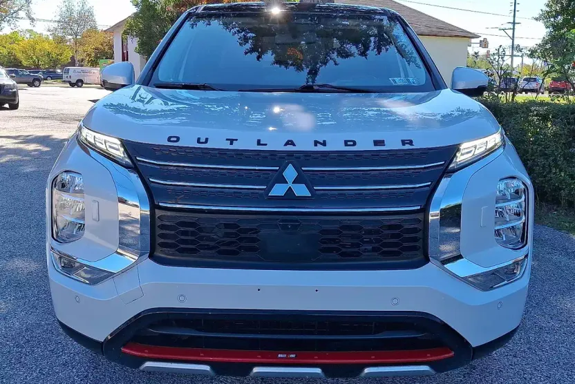 2024 Mitsubishi Outlander PHEV SE Ralliart photo 1