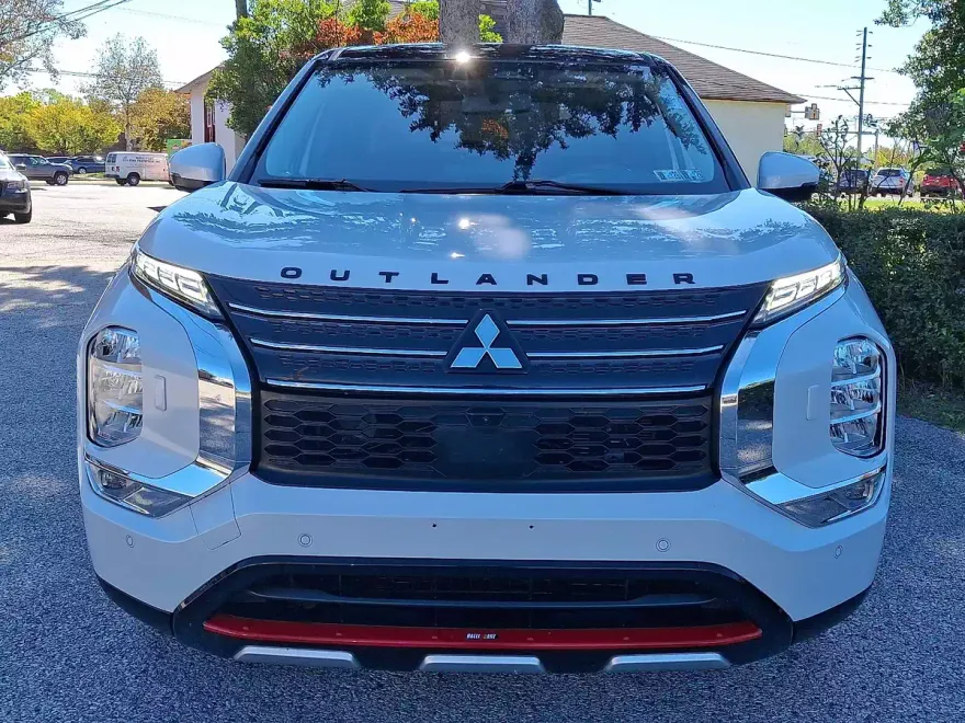 2024 Mitsubishi Outlander PHEV SE Ralliart photo 1