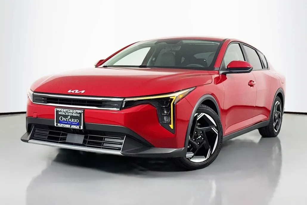 2025 Kia K4 EX photo 1