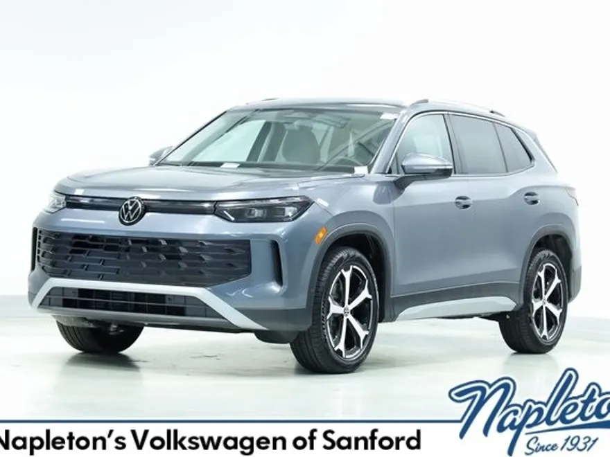 2025 Volkswagen Tiguan SE photo 1