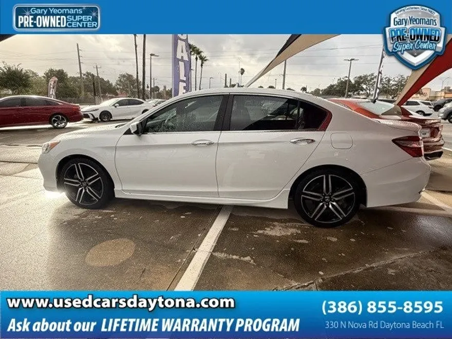 2016 Honda Accord Sport photo 1