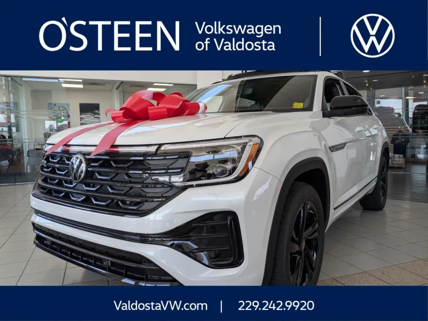 2026 Volkswagen Atlas Cross Sport SEL R-Line photo 1
