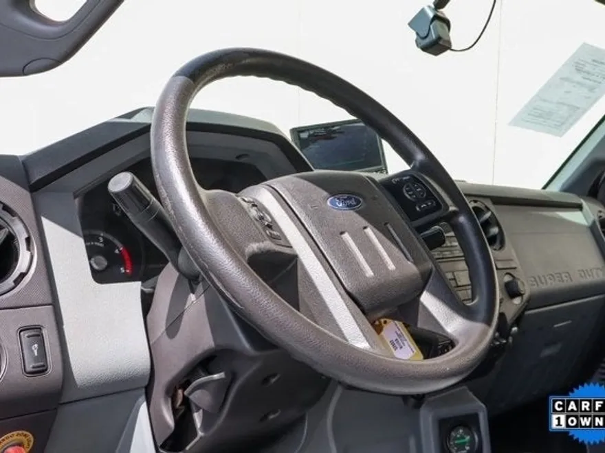 2017 Ford F-750 photo 12