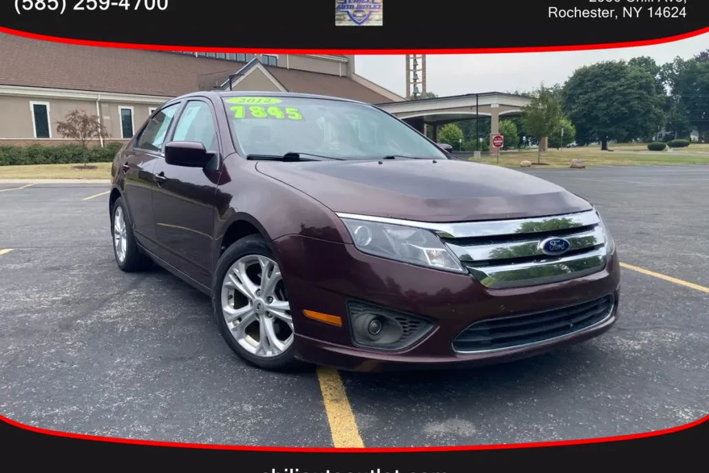 2012 Ford Fusion SE photo 1