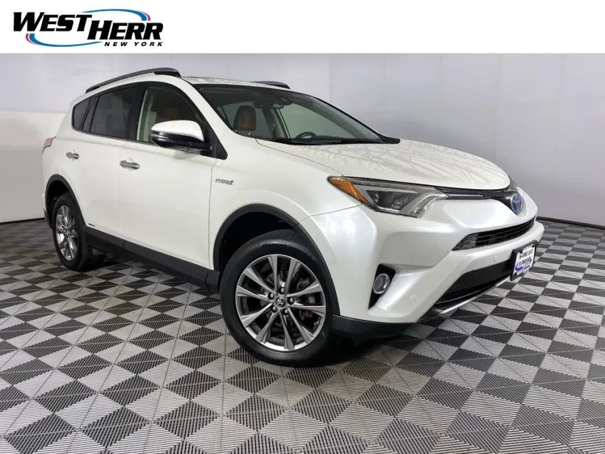 2017 Toyota RAV4 Hybrid Limited photo 1