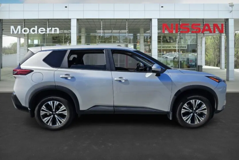 2023 Nissan Rogue SV photo 1