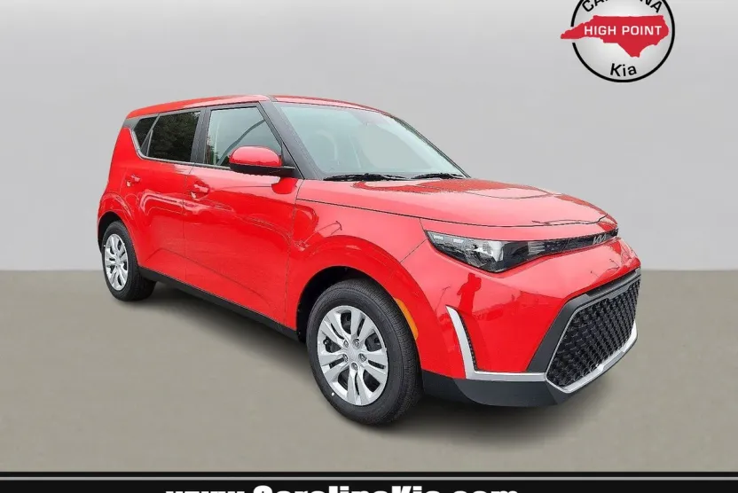 2025 Kia Soul LX photo 1