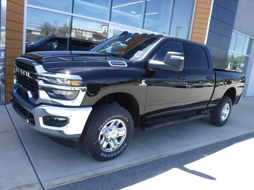 2025 Ram 2500 Tradesman photo 1