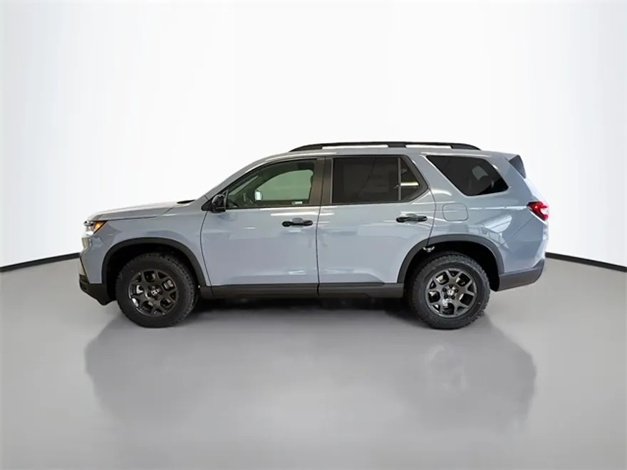 2025 Honda Pilot TrailSport photo 1
