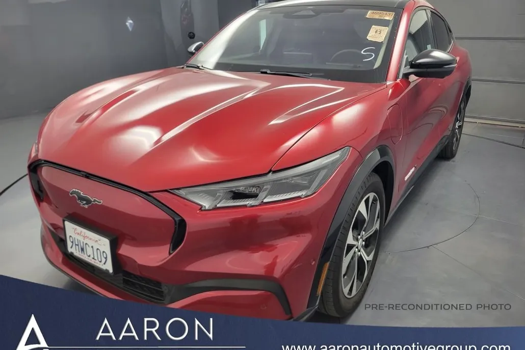 2023 Ford Mustang Mach-E Premium photo 1