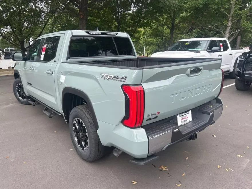 2026 Toyota Tundra SR5 CrewMax photo 1