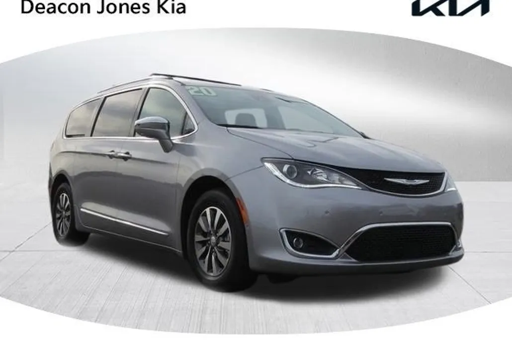 2020 Chrysler Pacifica Hybrid Limited photo 1