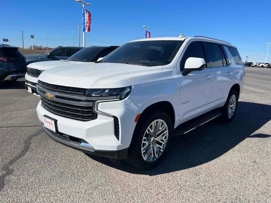 2021 Chevrolet Tahoe LT photo 1