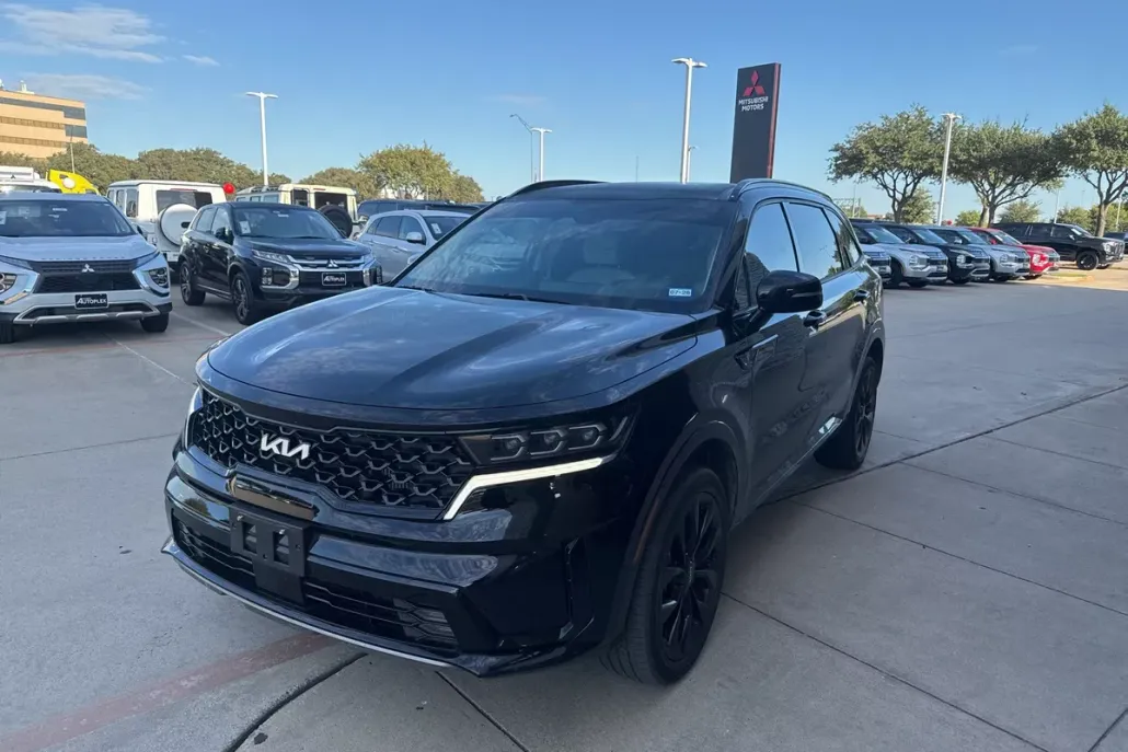 2023 Kia Sorento SX photo 1