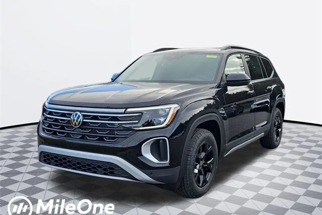 2025 Volkswagen Atlas Peak Edition SE photo 1