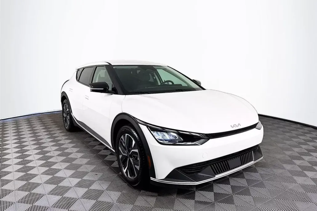 2022 Kia EV6 Light photo 1