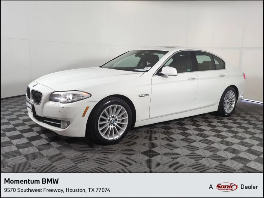 2011 Bmw 535i 5-Series photo 1