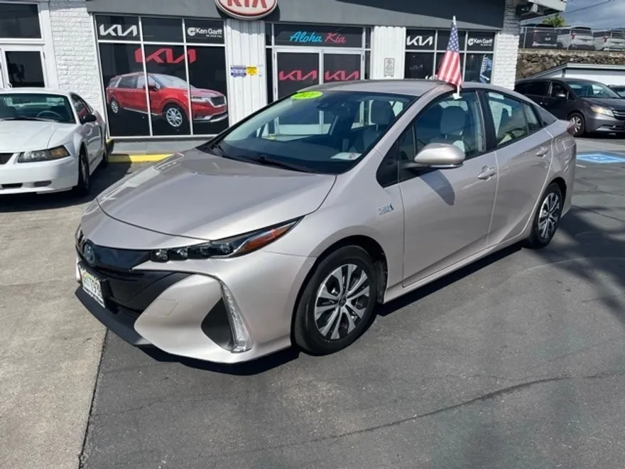 2021 Toyota Prius Prime XLE photo 1