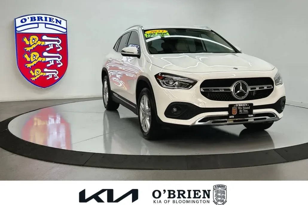 2023 Mercedes Benz GLA 250 photo 1