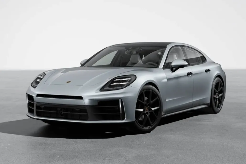 2025 Porsche Panamera 4 photo 1