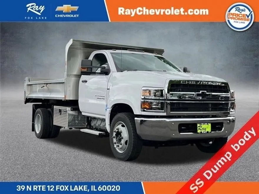 2024 Chevrolet Silverado 5500HD Work Truck photo 1