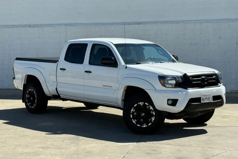 2013 Toyota Tacoma PreRunner photo 1