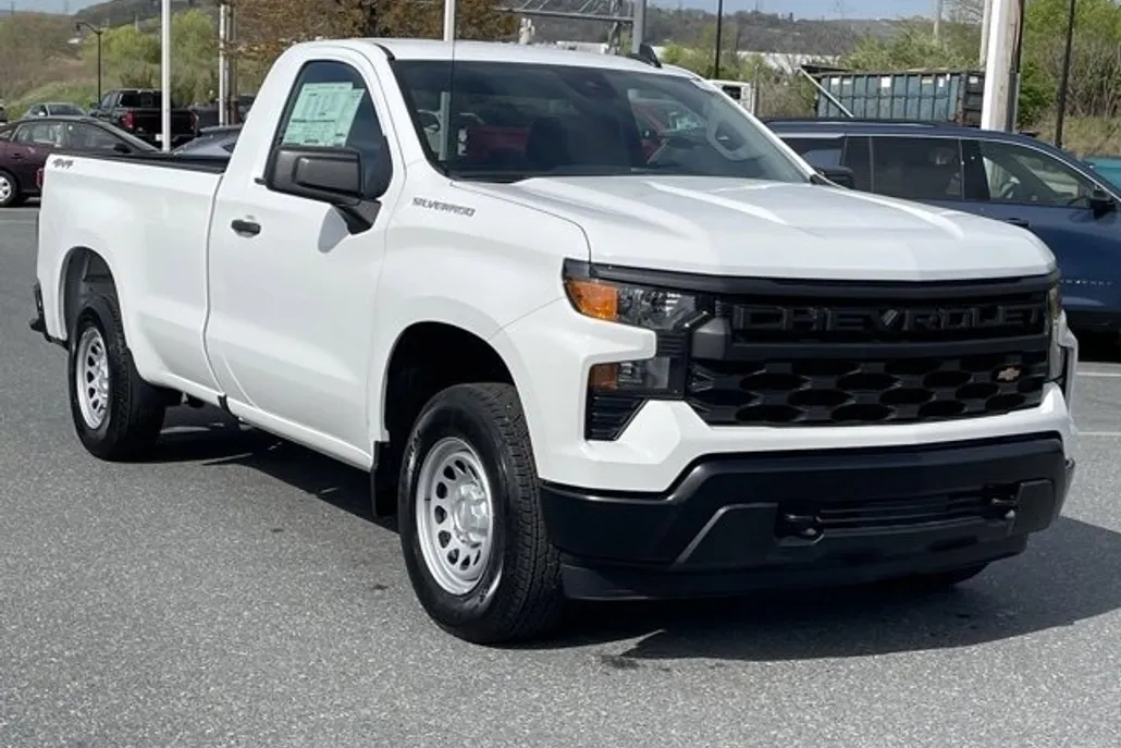 2025 Chevrolet Silverado 1500 photo 1