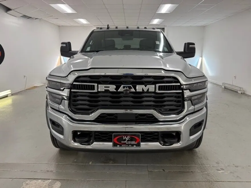 2026 Ram 5500 Tradesman photo 1