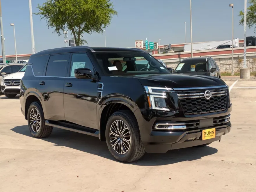 2025 Nissan Armada SL photo 1