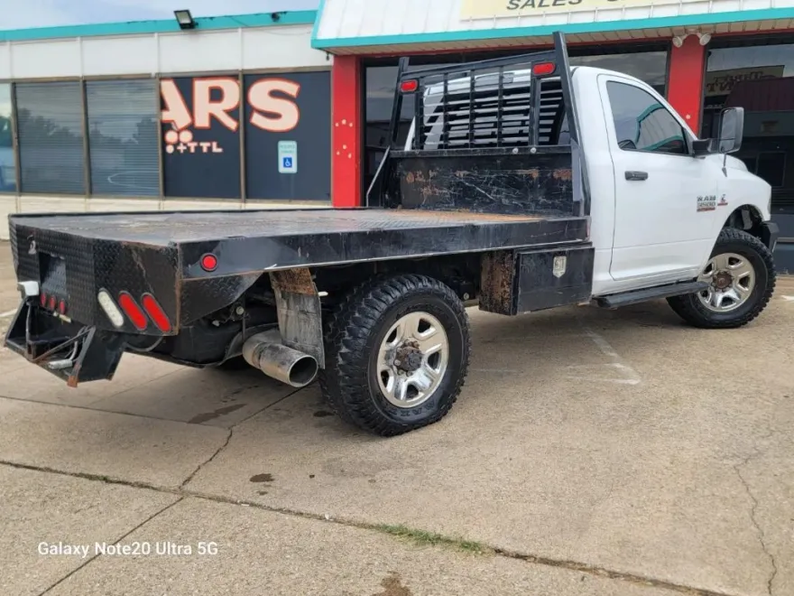 2018 Ram 3500 SLT photo 1