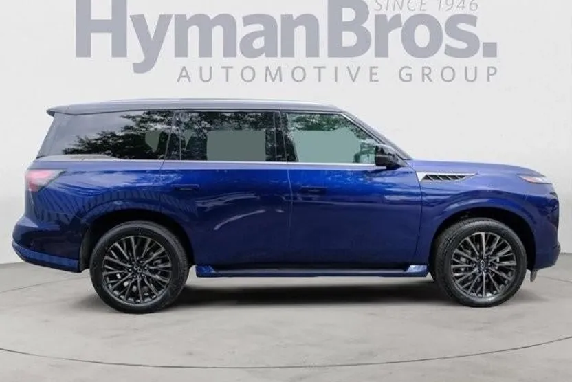 2025 Infiniti QX80 photo 1