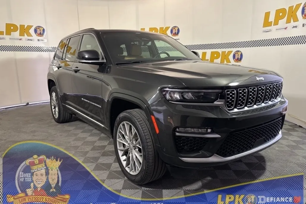 2024 Jeep Grand Cherokee Summit photo 1