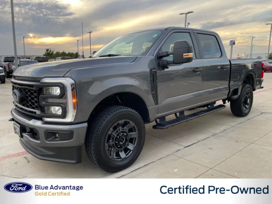 2024 Ford F-250 photo 1