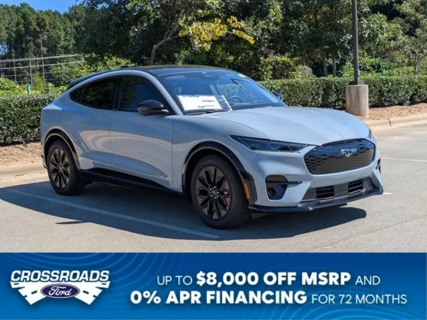 2025 Ford Mustang Mach-E Premium photo 1