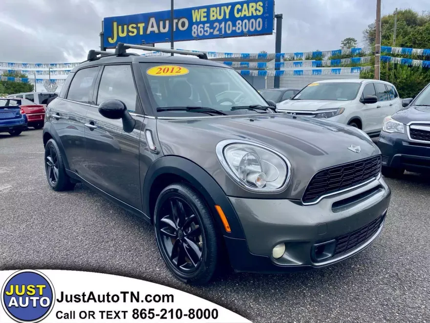2012 Mini Countryman S photo 1
