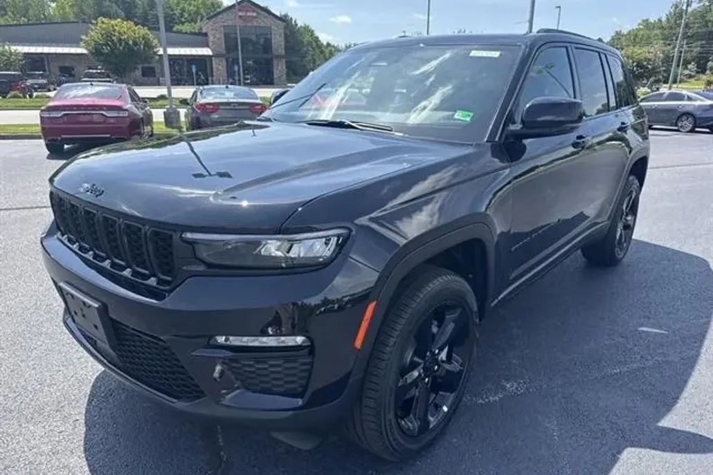 2025 Jeep Grand Cherokee Limited photo 1
