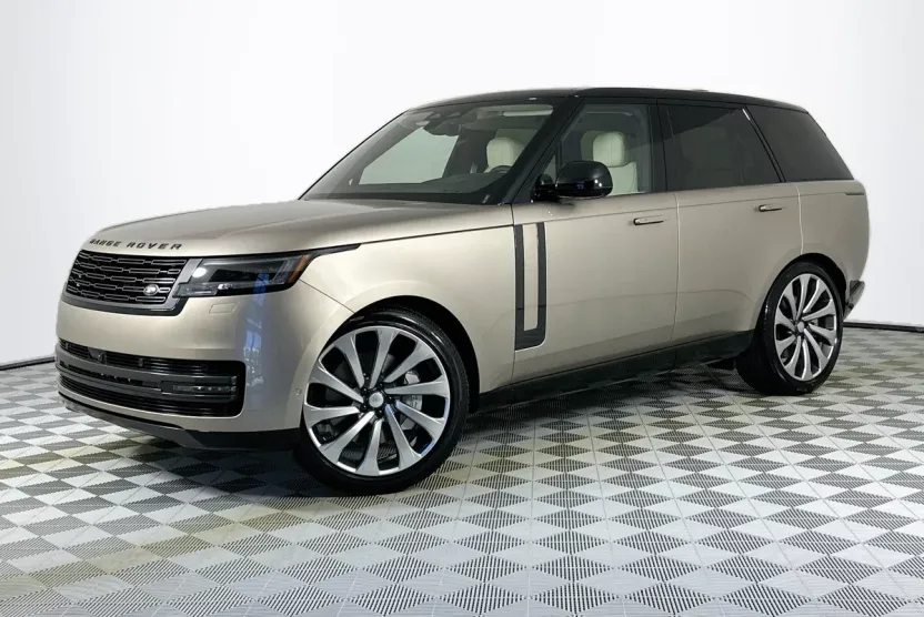 2025 Land Rover Range Rover SE photo 1