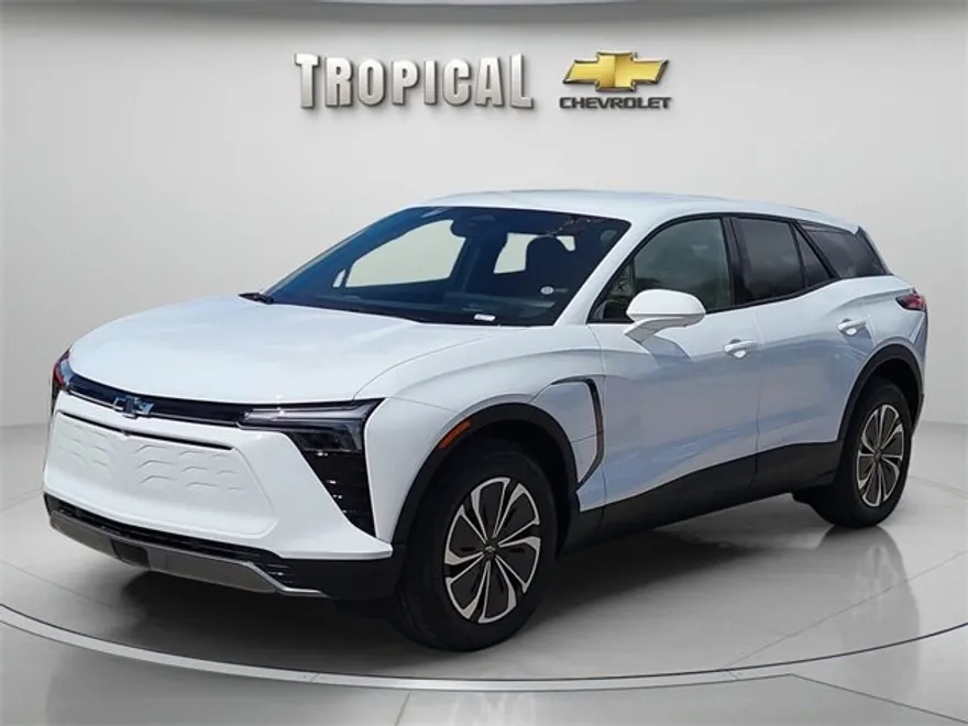 2025 Chevrolet Blazer EV photo 1