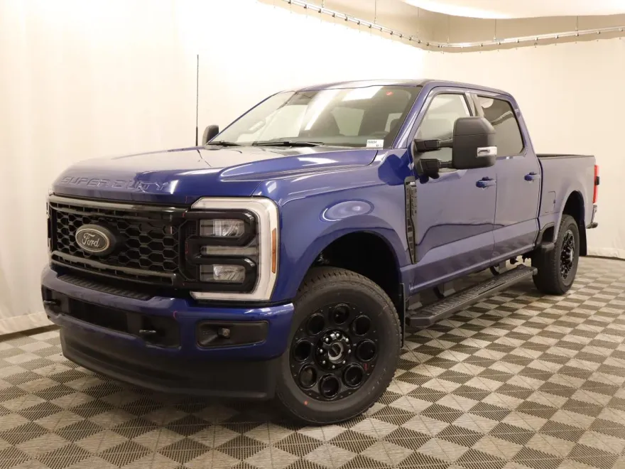 2026 Ford F-250 XLT photo 1