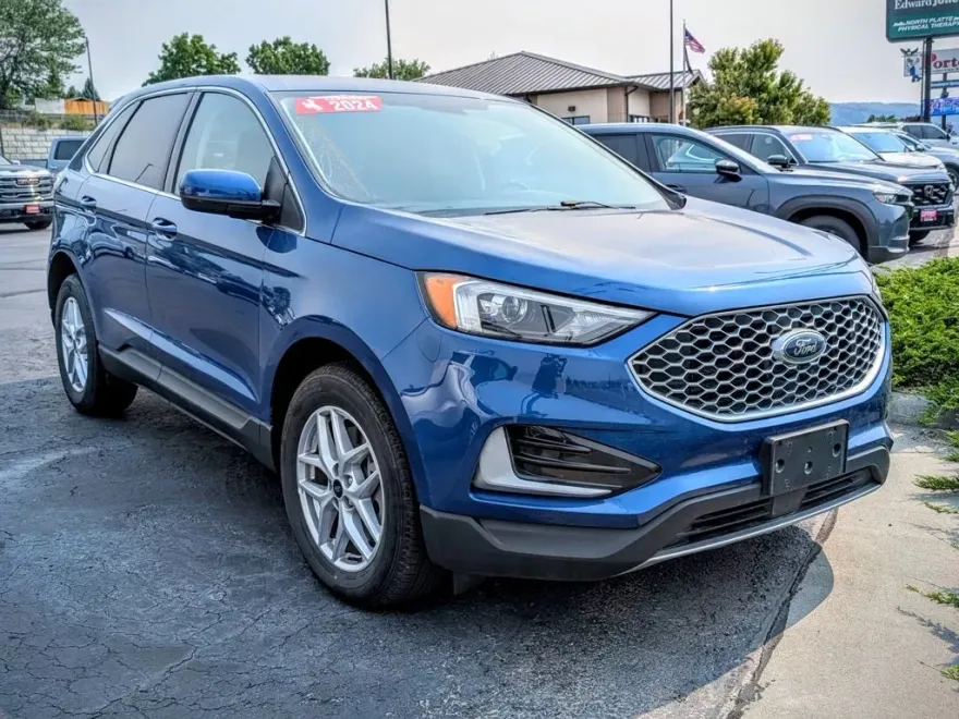 2024 Ford Edge SEL photo 1