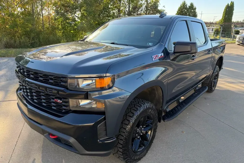 2022 Chevrolet Silverado 1500 Custom Trail Boss photo 1