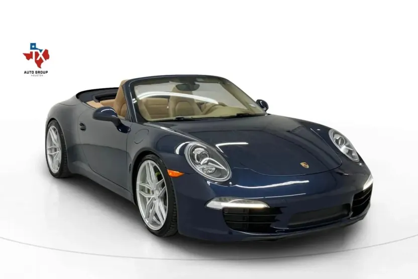 2013 Porsche 911 Cabriolet photo 1