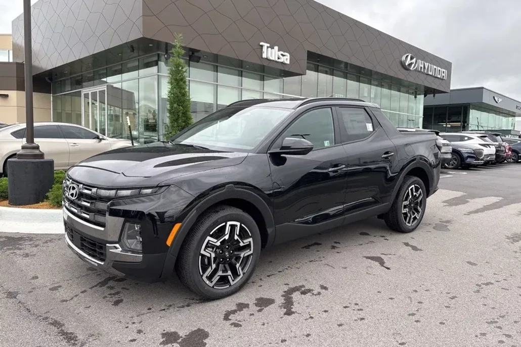 2025 Hyundai Santa Cruz Limited photo 1