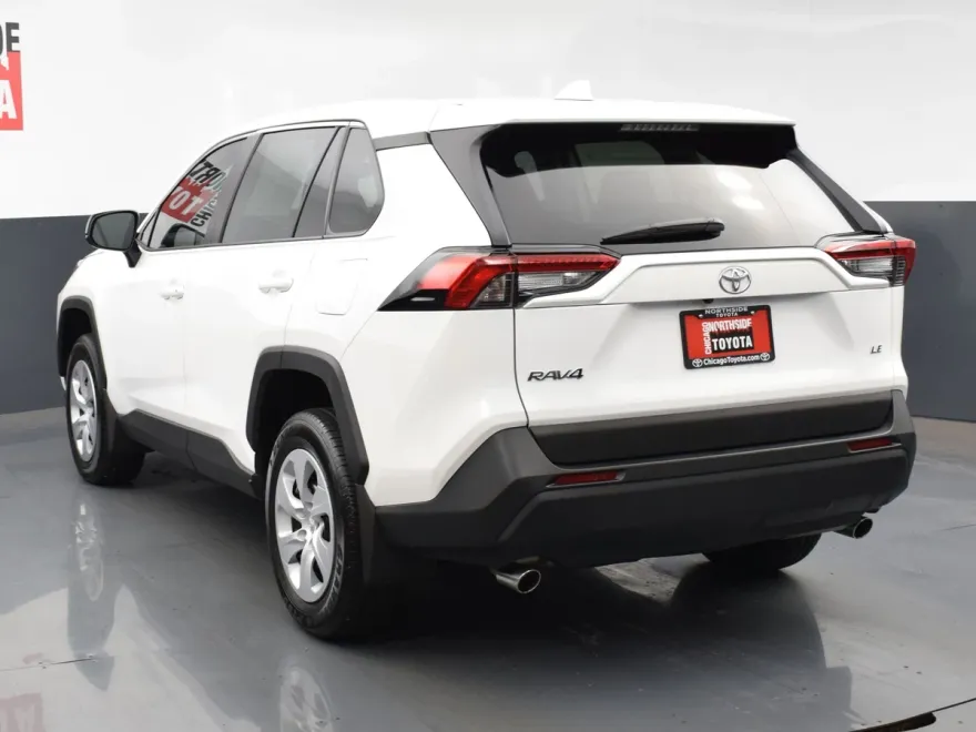 2025 Toyota RAV4 LE photo 1