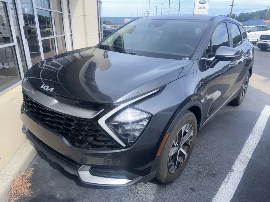 2023 Kia Sportage EX photo 1