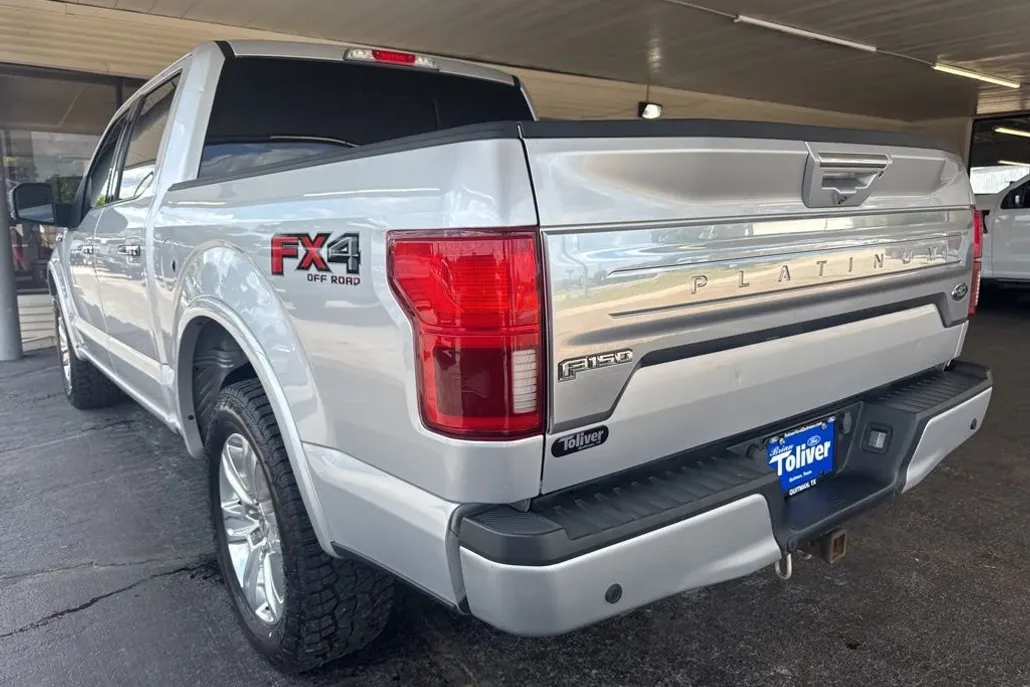 2018 Ford F-150 Platinum photo 1