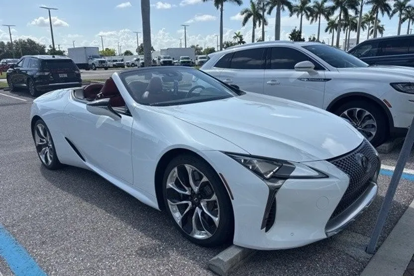 2021 Lexus LC 500 photo 1