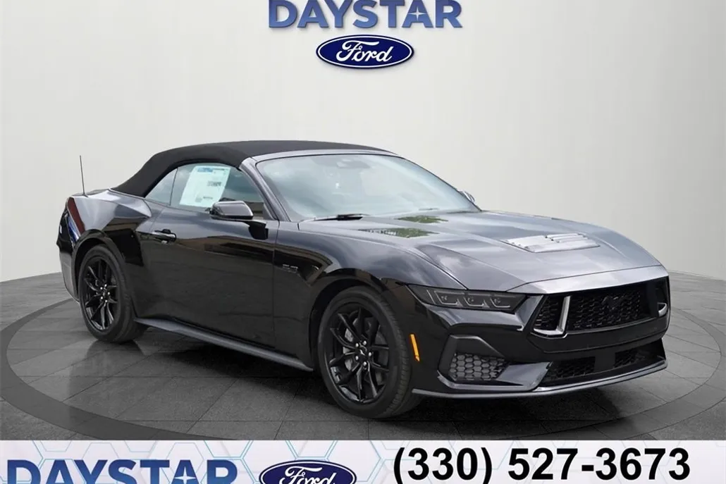 2025 Ford Mustang GT Premium photo 1