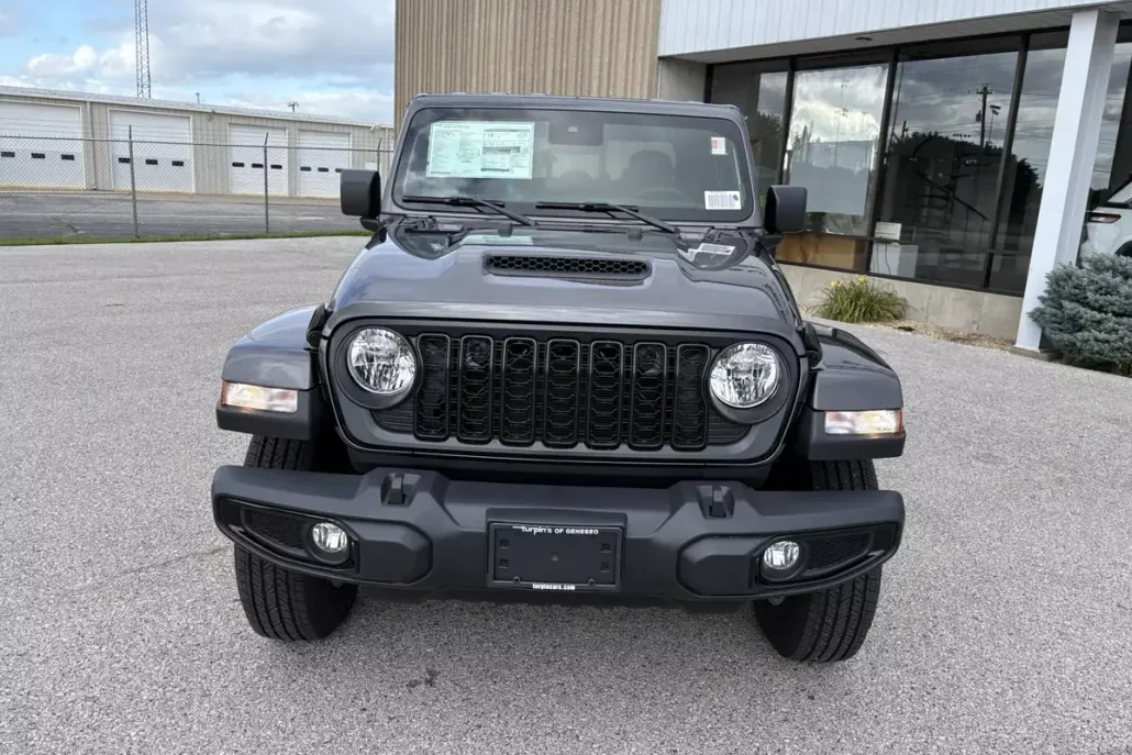 2025 Jeep Gladiator Sport photo 1